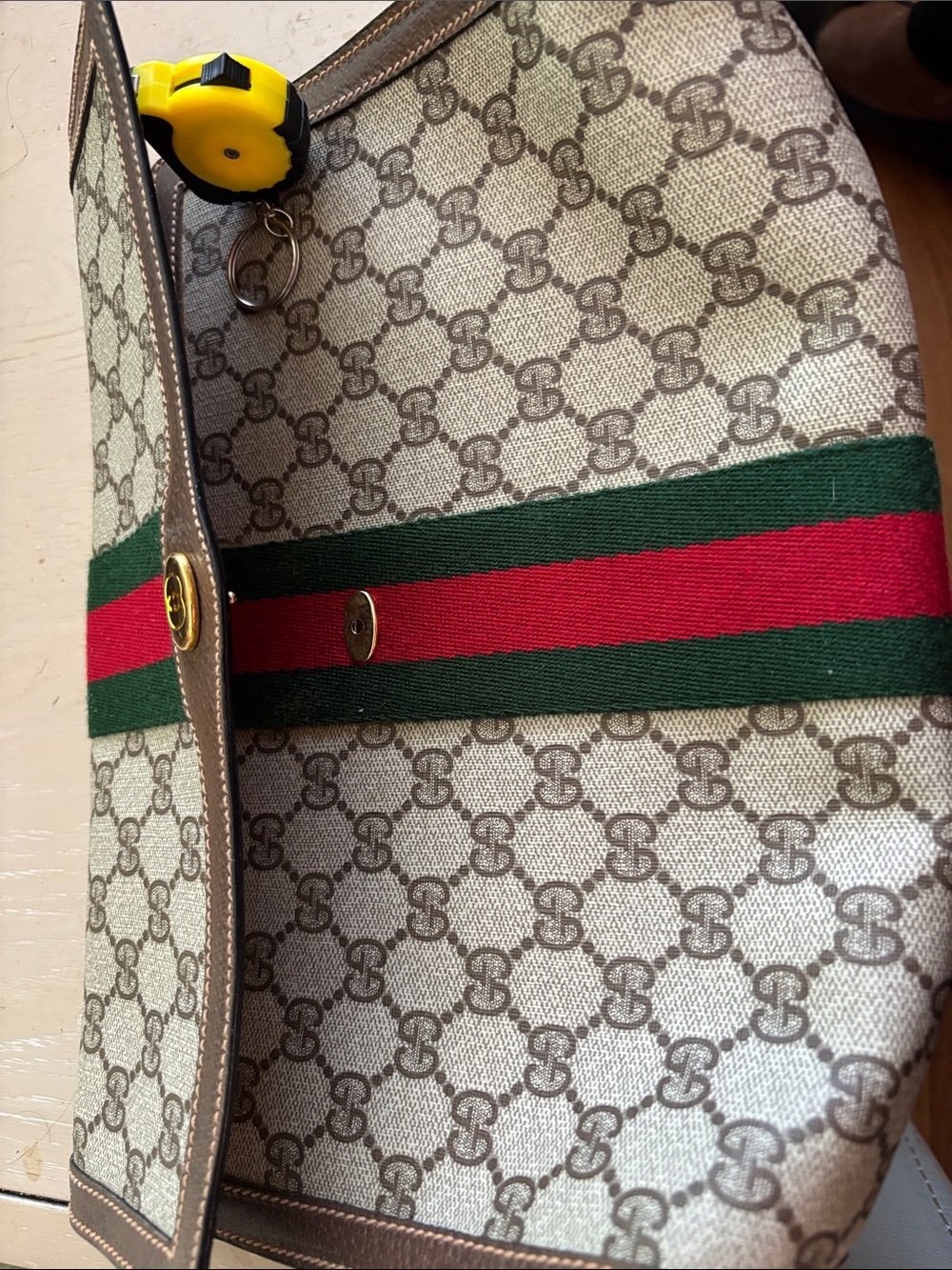 Gucci Beige GG Canvas Toiletry Bag with Green and Red Web - Picture 8 of 8